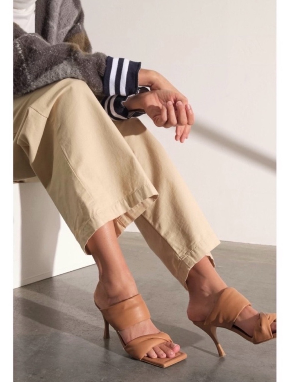ALOHAS Natasha tan Puffy sandals Mule Heels 6.5 37